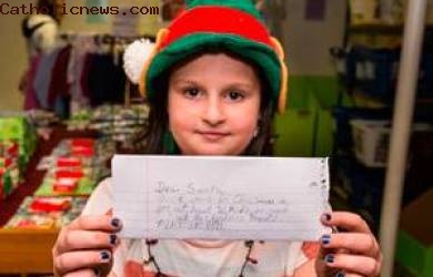 Gadis Kecil Ini Minta Kado Natal 'Bantu Anak-anak Tunawisma'
