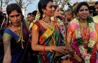 Pengadilan India Beri Identitas Resmi Kaum Transgender