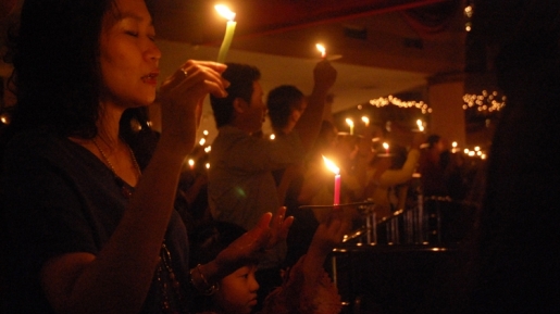 Warna Warni Ritual Natal dan Tahun Baru di Indonesia