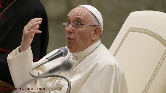 Tak Hanya Kaum Gay, Paus Juga Ajak Gereja Minta Maaf Pada Kaum Ini