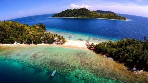 Menilik Keindahan Pulau Mandeh, Raja Ampatnya Sumatera Barat