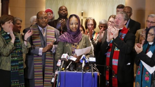 Pakai Hijab, Profesor Kristen Ini Rela Kehilangan Pekerjaannya