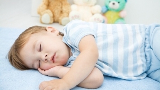 4 Tips Bantu Anak Agar Mudah Terlelap di Malam Hari
