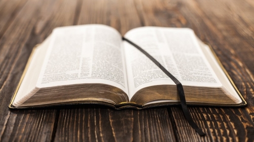 Bosan Baca Alkitab? Coba Aja 6 Cara Kreatif Ini Dijamin Deh Bikin Kamu Pengen Baca Terus