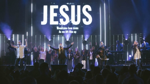 'Let There Be Light' Hillsong Worship Nyatakan Terang Tuhan Bagi Dunia