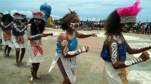Atraksi Budaya Papua Ini Bikin Raja Ampat Jadi Wisata yang Makin Mempesona
