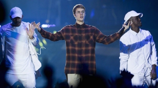 Pasca Bom Manchester, Penggemar Bujuk Justin Bieber Ikuti Ariana Grande Batalkan Konser