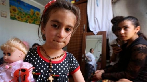 Keluarga Kristen Irak Ini Rayakan Kembalinya Putri 6 Tahun Mereka yang Diculik ISIS