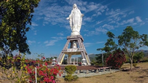 Maumere, Kota Besar Flores yang Kaya Wisata Rohani