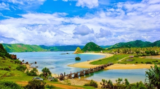 Mandalika Lombok, Punya 5 Keindahan Tak Terdustakan yang Wajib Dinikmati Akhir Tahun Ini