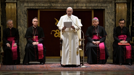 Kocak! Paus Fransiskus Tegur Cara Berdoa Orang Kristen yang Seperti Burung Beo…