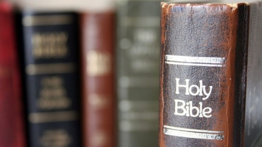 Majalah Ini Masukkan Alkitab Dalam Daftar ‘21 Buku Tak Layak Baca’ Loh, Sedihnya!