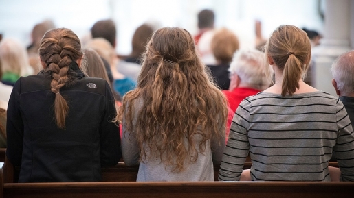 Bukan Cuma Dengar Khotbah, 3 Faktor Ini yang Banyak Dicari Anak Muda di Gereja