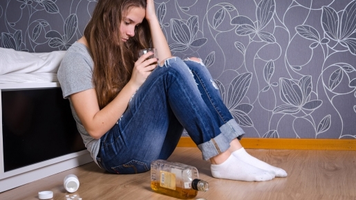 Anak Remajamu Alami Kecanduan, Ketahui Fakta Ini Untuk Bisa Menolongnya Sembuh