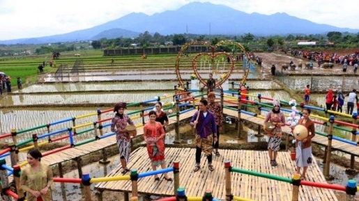 Niat Liburan ke Semarang, Samperin Aja Kampung Wisata Sawah Ini. Mirip Ubud Loh!