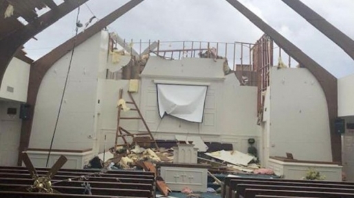 Nyanyikan Lagu Rohani Ini, 40 Anak Selamat dari Gedung Gereja yang Dihantam Tornado