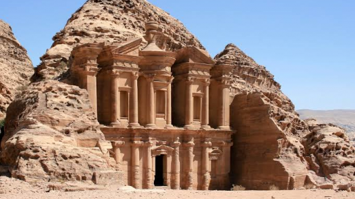Kota Batu Petra, Tempat Bersejarah Letak Musa Makamkan Harun