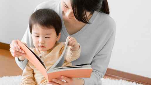 Biar Anak-anak Gemar Baca Buku, Siasati Pakai 5 Cara Ini…