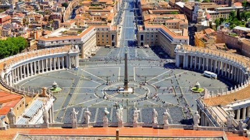Pertama Dalam Sejarah Basilika St Petrus Vatikan Kosong Saat Paskah, Yang Ada Hanya Paus