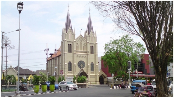 Kondisi 3 Gereja Tertua di Kota-kota Besar Indonesia Ini Bikin Takjub Loh!