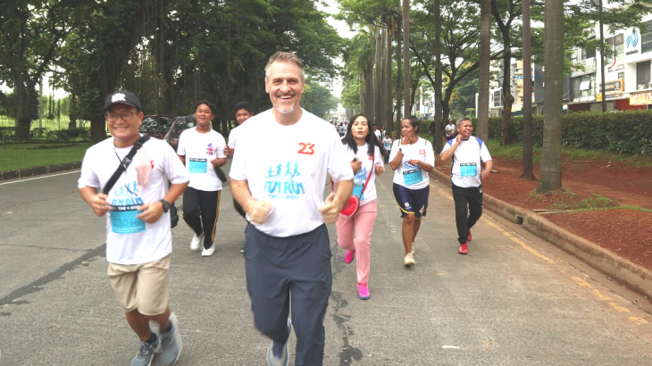 Keseruan Ratusan Peserta Fun Run Lippo Cikarang di Perayaan HUT CBN Indonesia ke-23