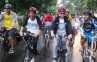 Ketika Jokowi dan Lorenzo Sepedaan di Rintik Hujan