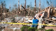 Puji Tuhan! Wanita Ini Selamat Dari Hantaman Tornado Setelah Teriakkan Nama Yesus