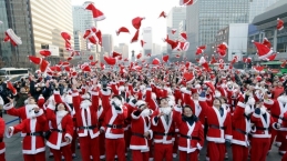 Tradisi Natal di Korea Selatan Ternyata Bukan Perayaan Keagamaan Lho!