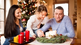 5 Cara Seru Rayakan Minggu Advent Bareng Keluarga, Cek Yuk!