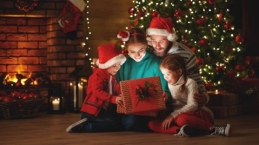 7 Ayat Alkitab yang Bisa Disematkan di Pesan Natal Keluarga