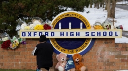 Turut Berduka Cita, Penembakan di Sekolah Michigan Tewaskan 4 Siswa. Ini Pelakunya…