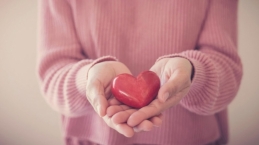 7 Manfaat Tak Terduga Cinta Bagi Kesehatan, Salah Satunya Bikin Bahagia Lho!