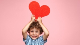 3 Cara Termanis Rayakan Valentine Bersama Anak-anak