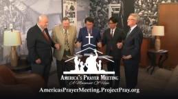 Ratusan Pendoa Korea Selatan Ini Adakan Doa Syafaat Bagi Amerika, Kenapa Ya?