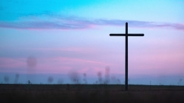 5 Simbol yang Identik Dengan Orang Kristen