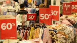 Tips Kendalikan Keuangan Saat Promo Black Friday Menyerbu