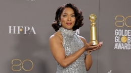 Akui Kuasa Doa Nyata, Artis Angela Bassett Raih Penghargaan di Ajang Golden Globe 2023