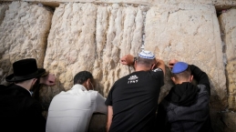 Yom Kippur, Hari Paling Suci Oleh Yahudi yang Dirayakan Dengan Doa dan Puasa