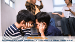 Jembatan Manusia : Mengapa Anak-Anak Seharusnya Tidak Memikul Beban Pernikahan?