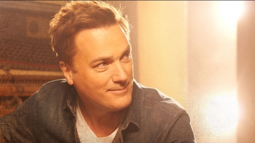 Michael W Smith, Penyanyi Juga Bertalenta Aktor