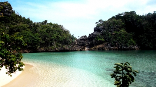 Kota Malang Punya Pantai Indah Lho, Ini Dia Lima Pantai itu