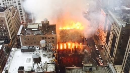 Gereja Ortodoks Bersejarah Di New York Dilahap Api