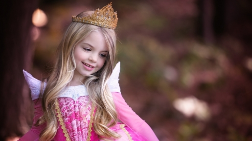 Tiga Kiat Membesarkan Putri Anda Menjadi Seorang “Princess”