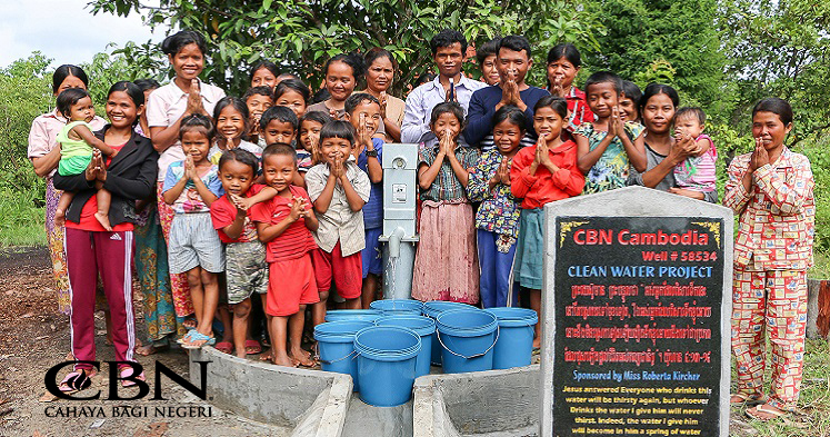 CBN Kamboja Menolong 155 Anak Kembali Ke Sekolah