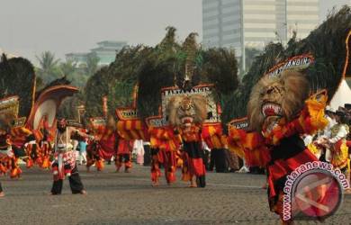 18 Agustus Kemenparekraf Gelar Pawai Budaya di Jakarta