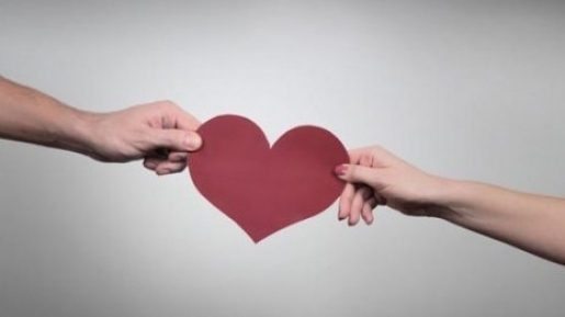 5 Cara Lain Suami Katakan “I Love You”