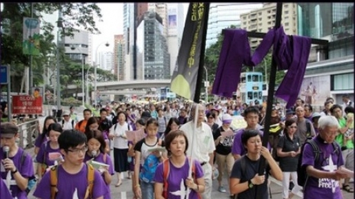 Kardinal Zen Pimpin Jalan Salib di Hong Kong