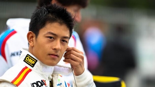 Terkendala Dana, Rio Haryanto Belum Masuk Daftar Pembalap F1 2016