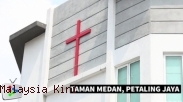 Protes Puluhan Warga Berujung Penurunan Salib Gereja di Malaysia