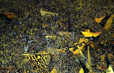 Setengah Juta Fans Dortmund Kecewa Tak Dapat  Tiket Final